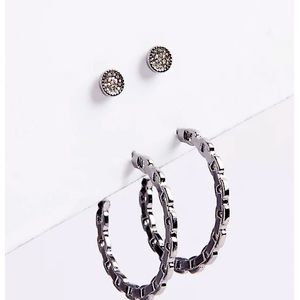 💜3/$30 Torrid  Double Piercing Black Hematite set of stud and Chain Hoop